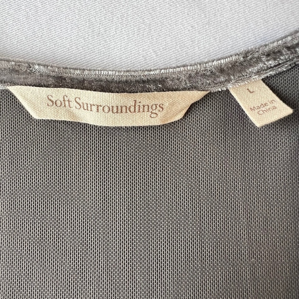 *FIRM PRICE* Soft Surroundings Alyssa Velvet Crossover Ruched Top - Picture 10 of 11